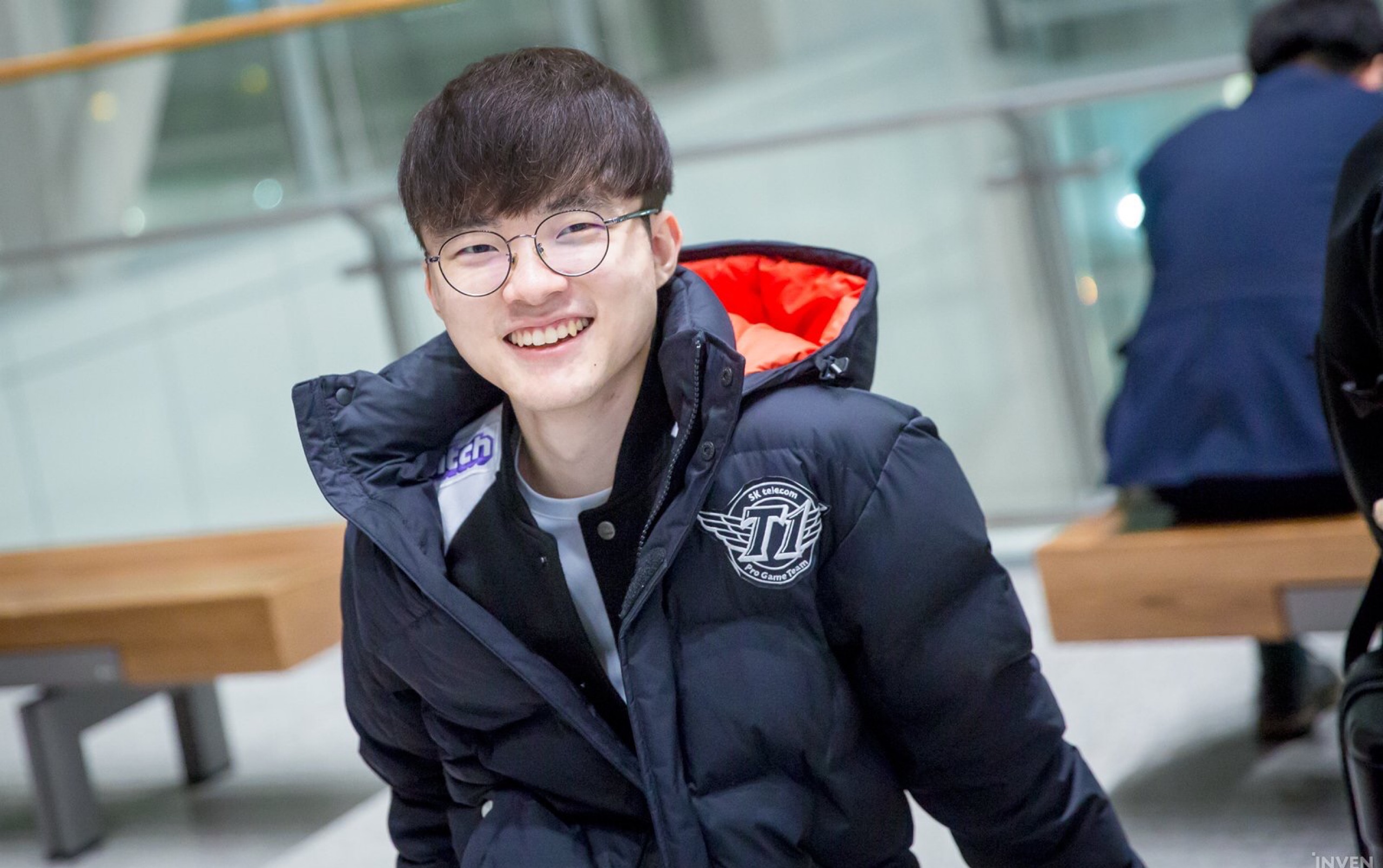 手机8载同行, 吃鸡有你 PUBG 34.2版本更新 八周年庆典开启